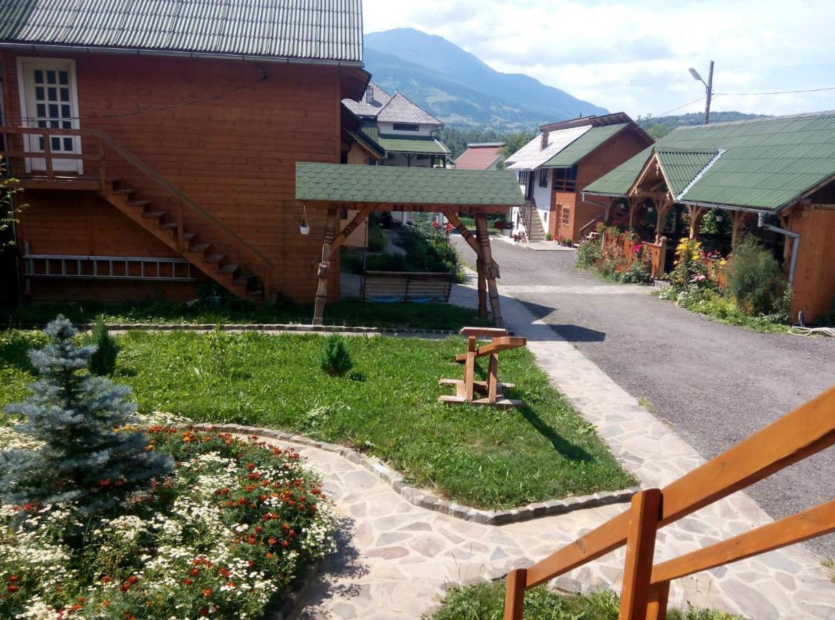Pensiunea Poiana Borşa Exteriör bild