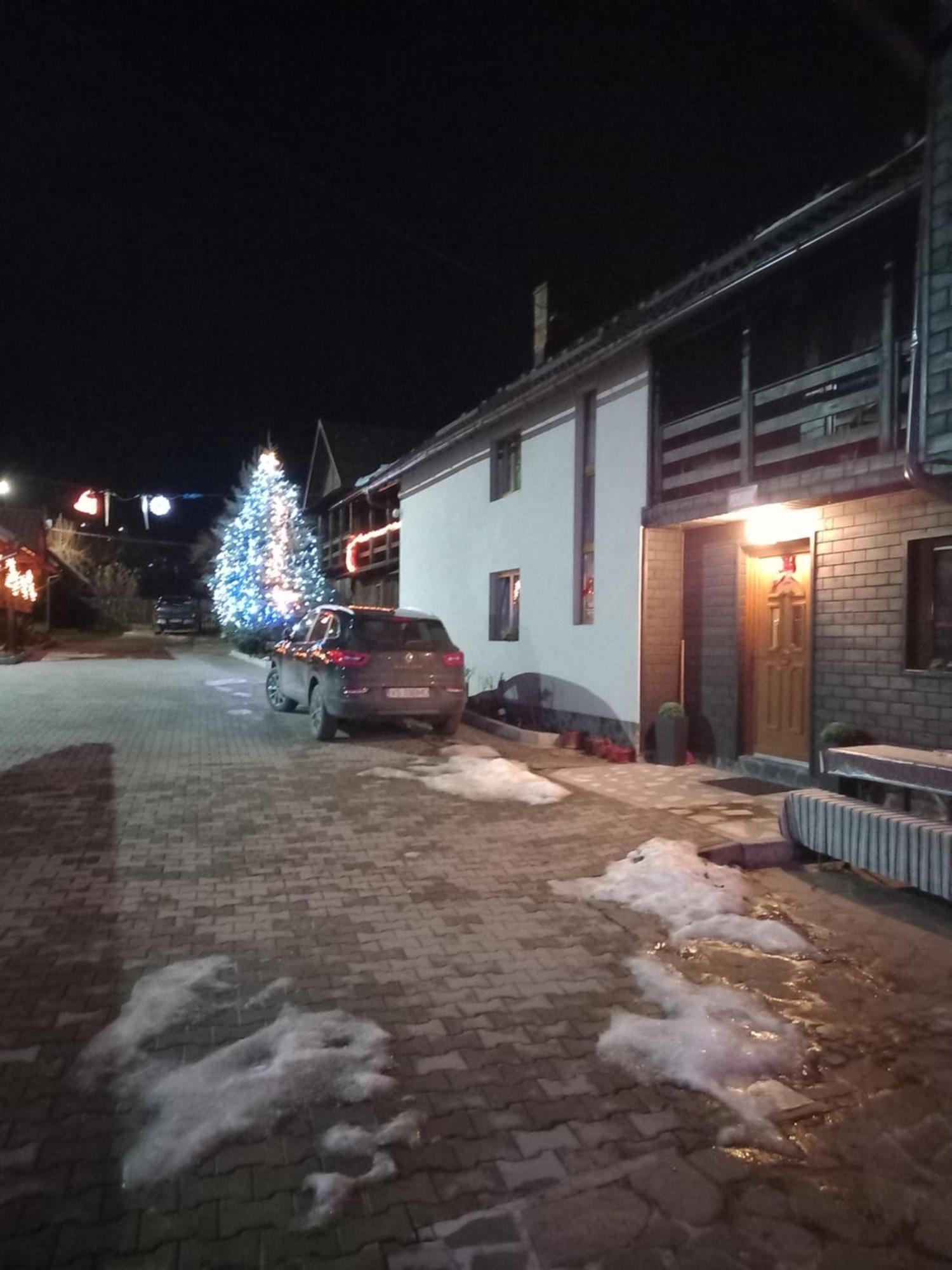 Pensiunea Poiana Borşa Exteriör bild